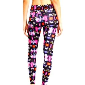 Athleta Sonal leggings size medium